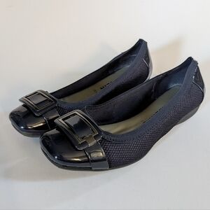 Elegant Navy Women's Flats
